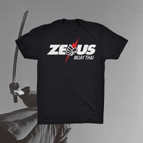 誇り

See the complete SHOCKWAVE collection at
🔗 zeusmuaythai.com ⚡️ link in the bio