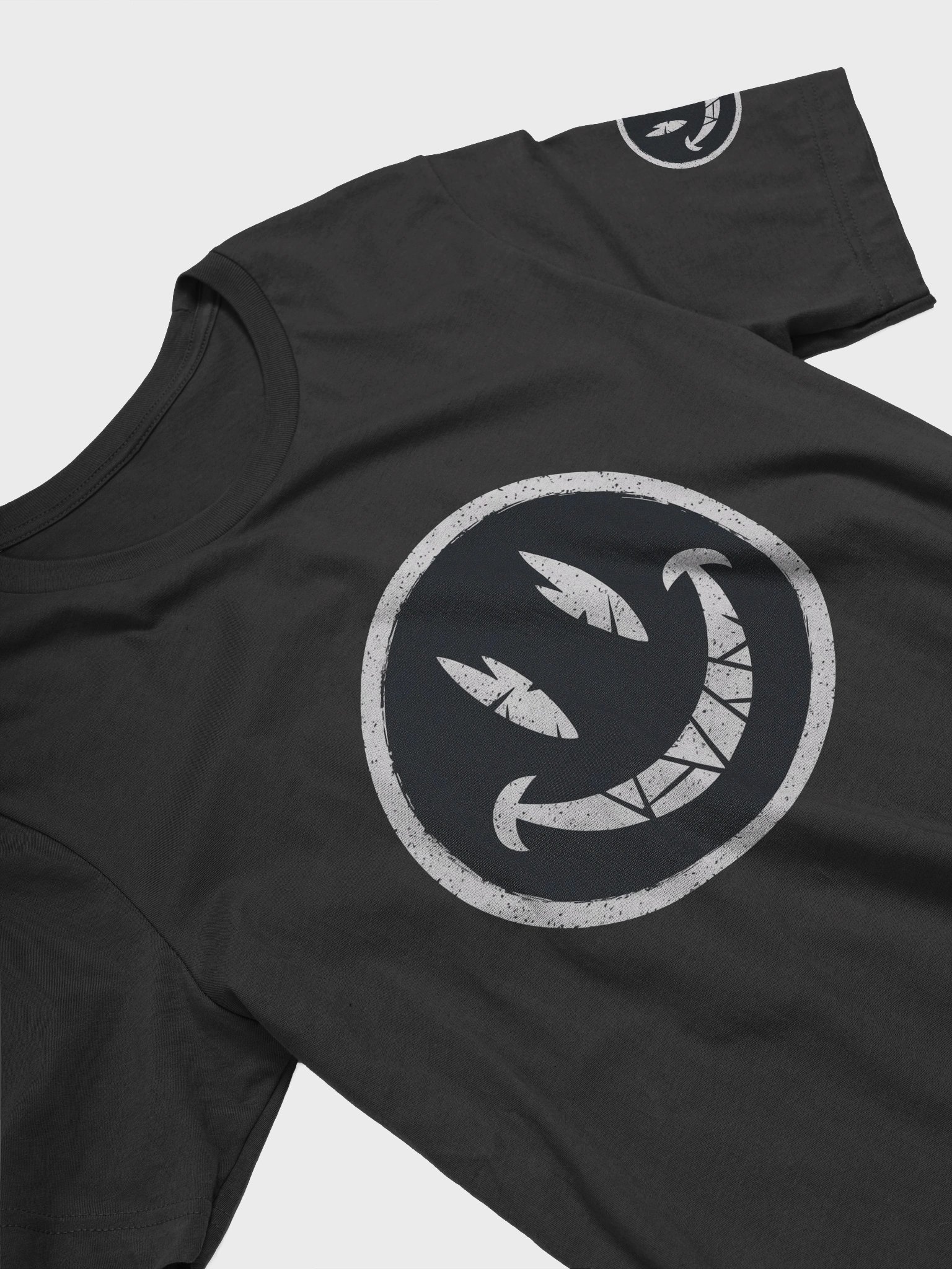 Fragmented Grin Smiley Face Tee product image (18)