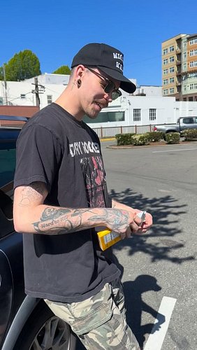 POV: I just moved back to the town I swore I’d never step foot in again 

#comedy #friendship #nyc #pocky