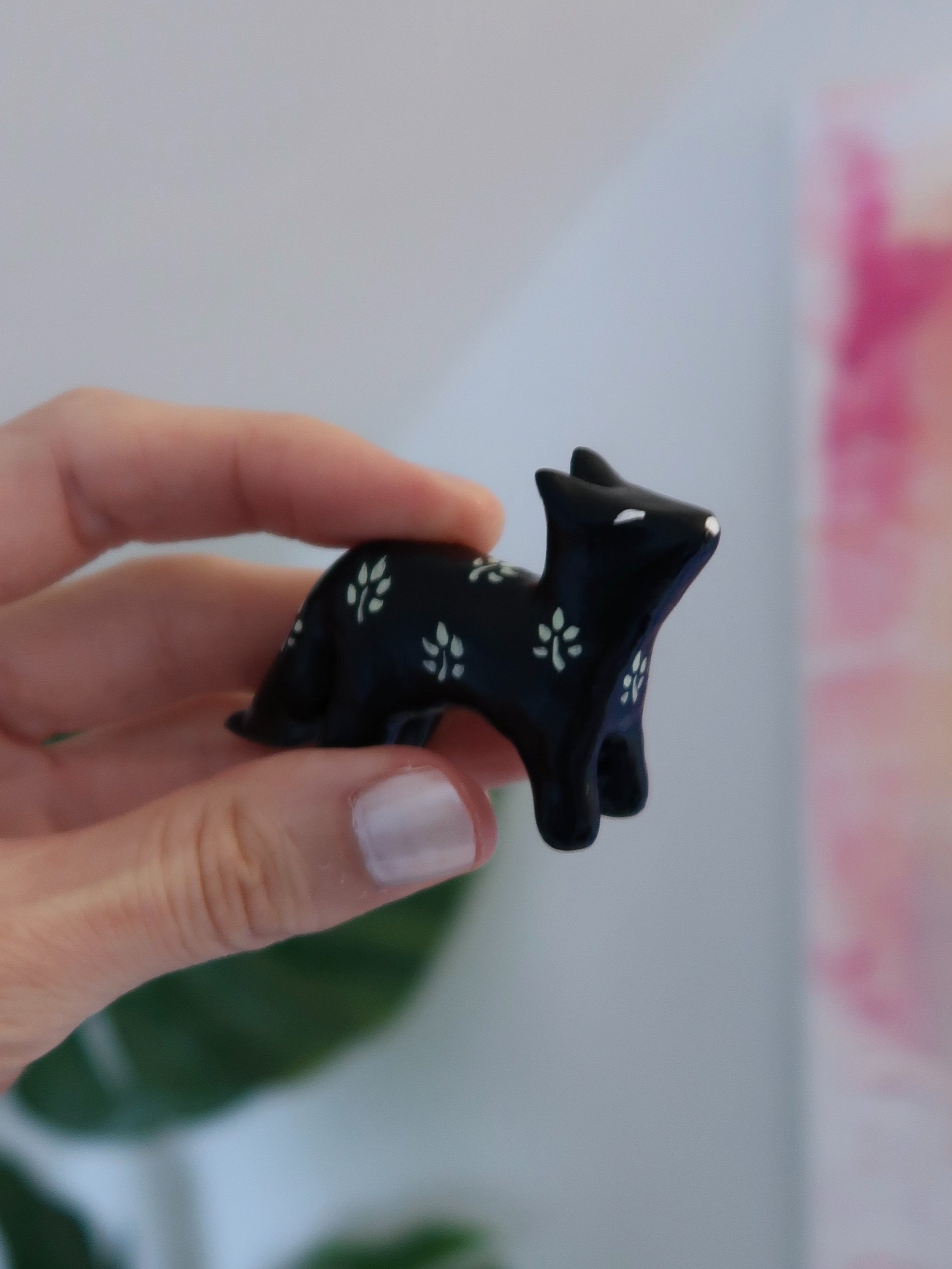Black Leafy Fox Figurine product image (8)