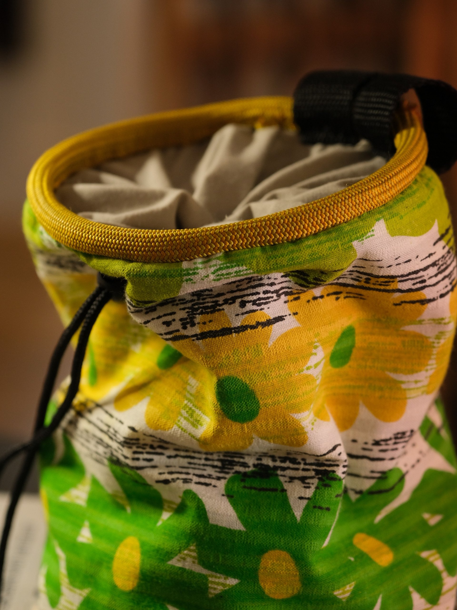 60s Charm Chalk Bag product image (2)