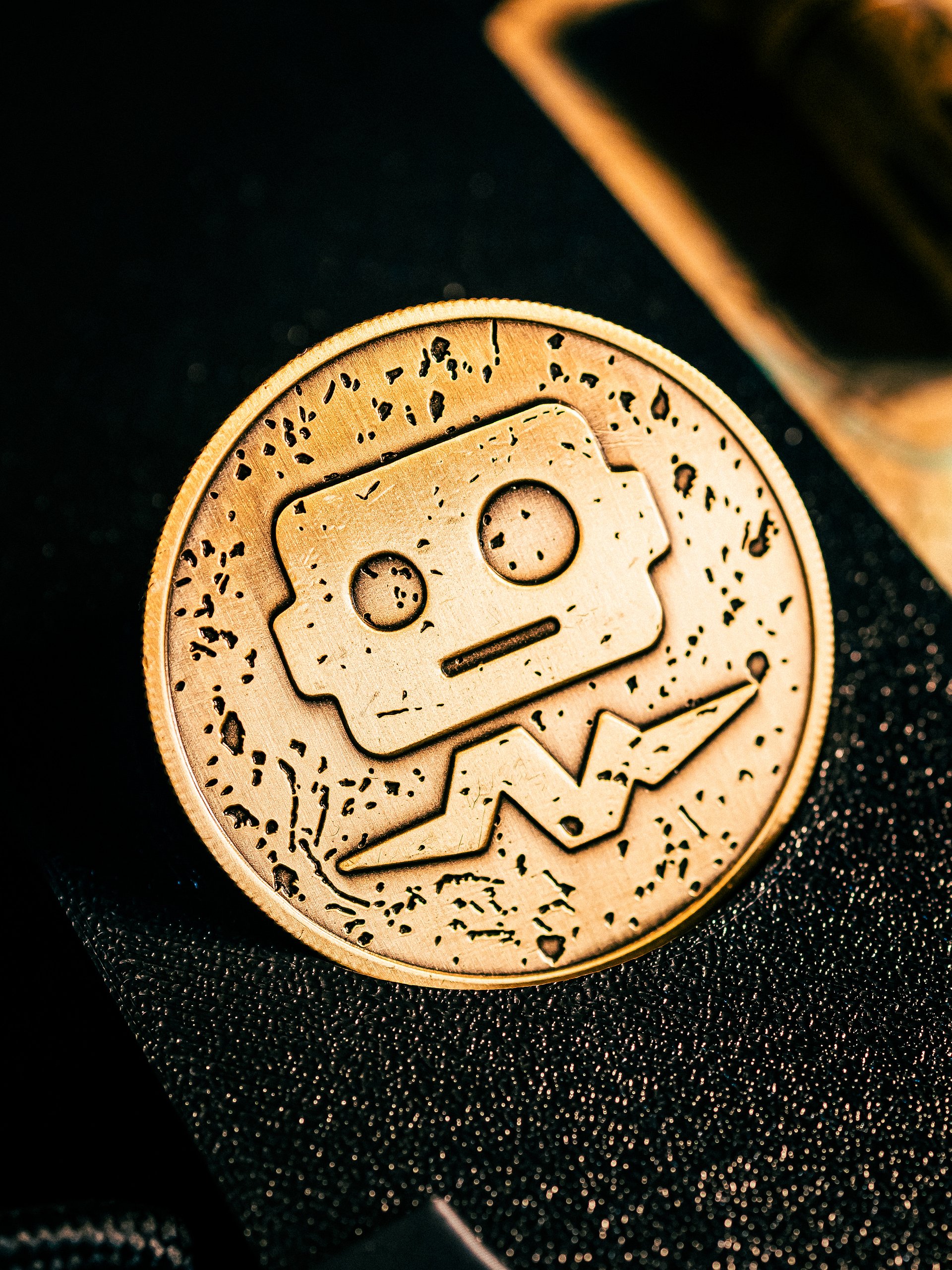 Signal Artifact Coin / Operator Relay | Transmission 01 product image (2)
