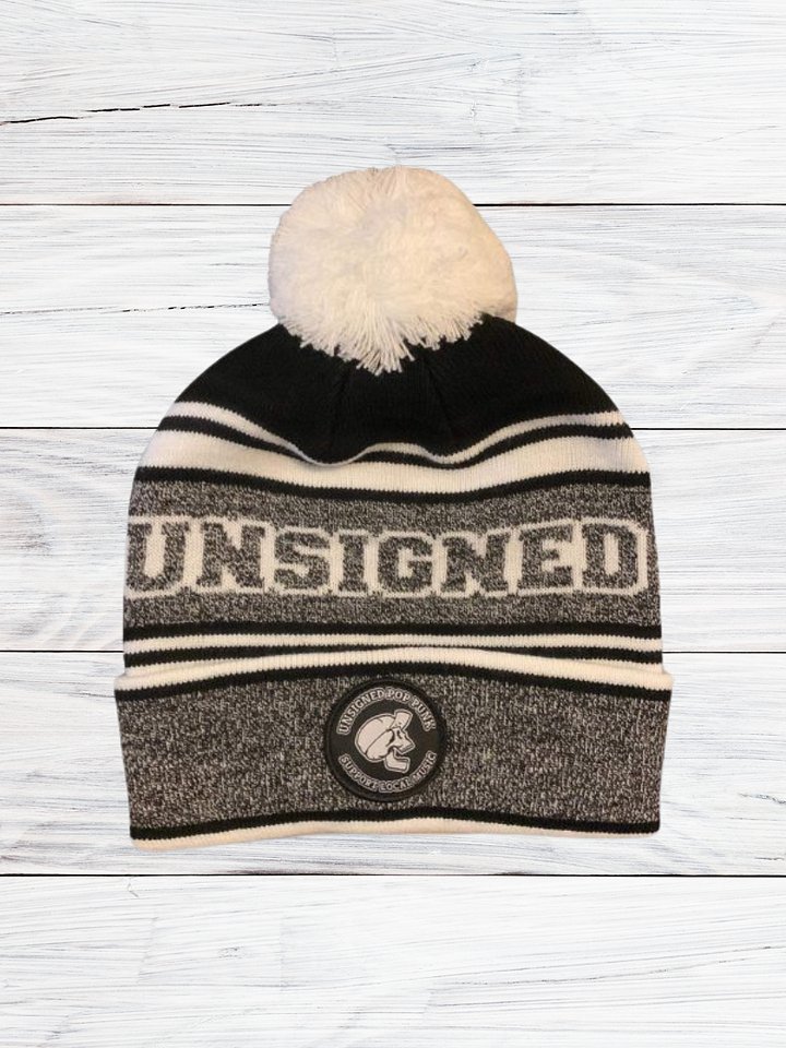 Beanie product image (1)