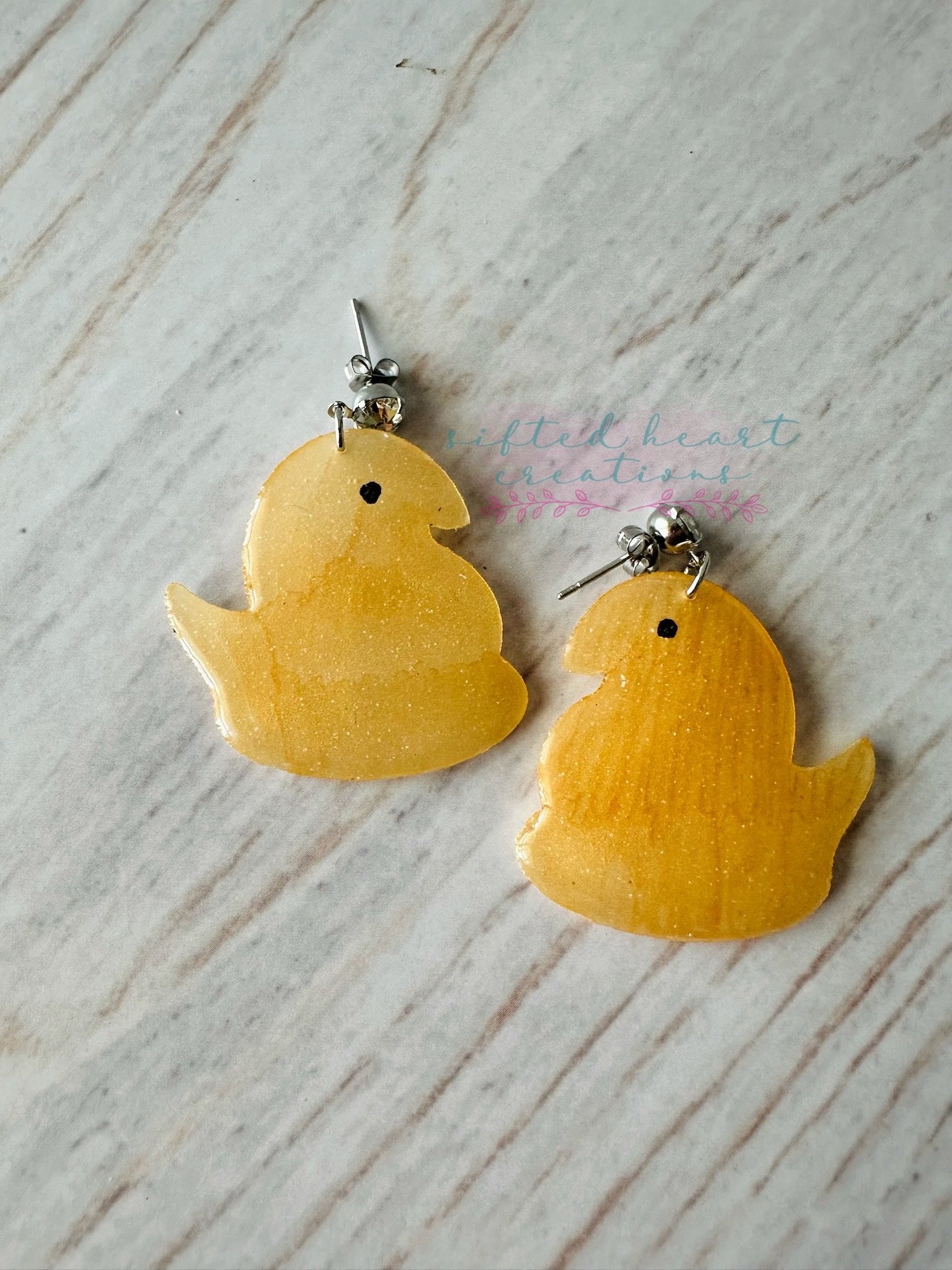 Marshmallow Chick Earring product image (2)
