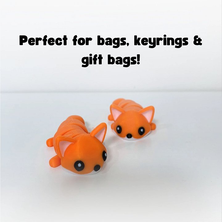 Cute Flexi Fox Keyring - 3D Printed, Cute, Fox lovers, Mini Gifts, Party fillers product image (2)