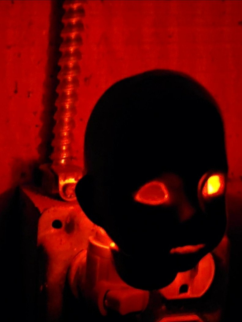 Creepy Doll Head Night-Light product image (6)