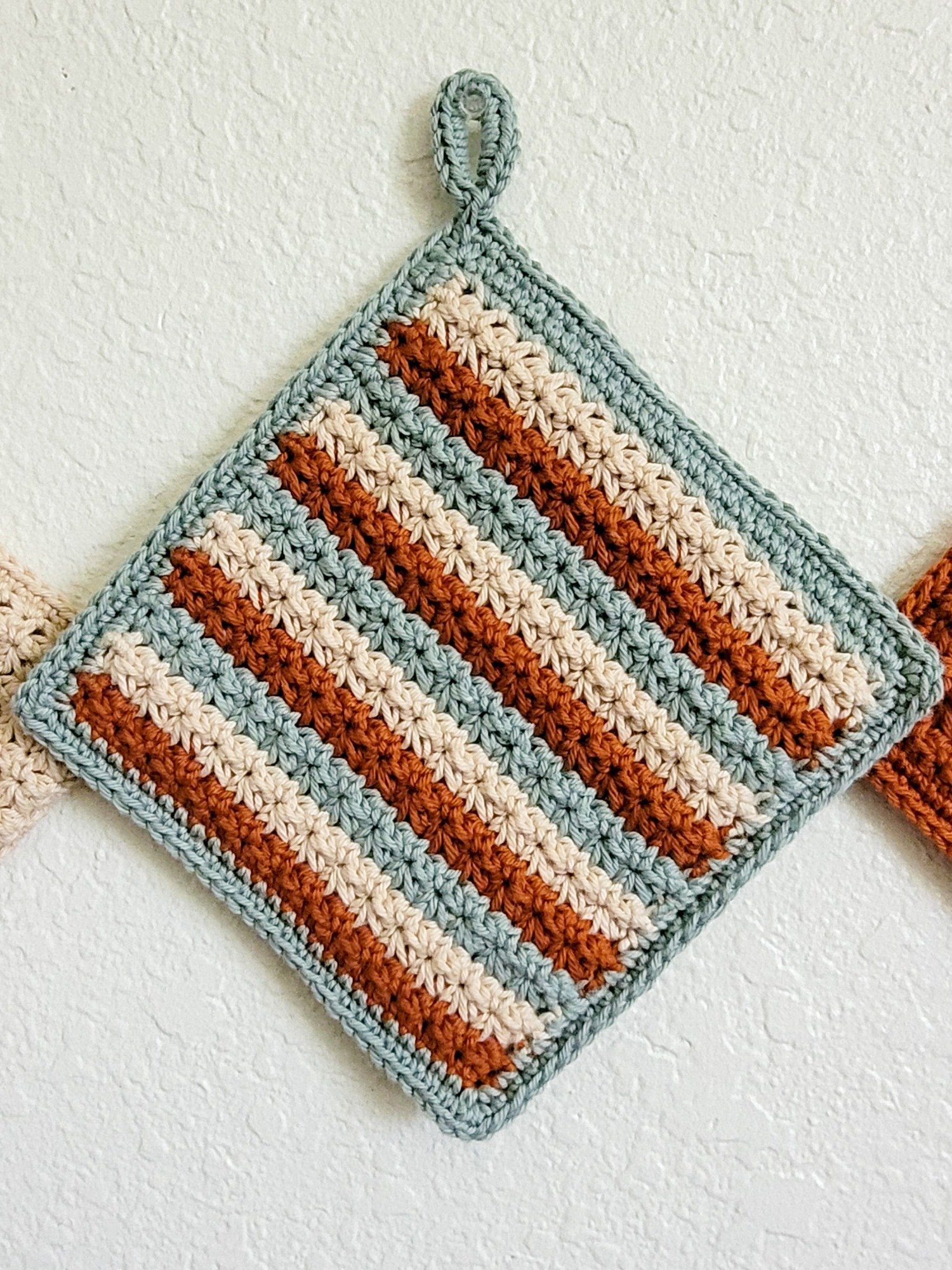 Trinity Double-Thick Potholders Crochet Pattern product image (11)