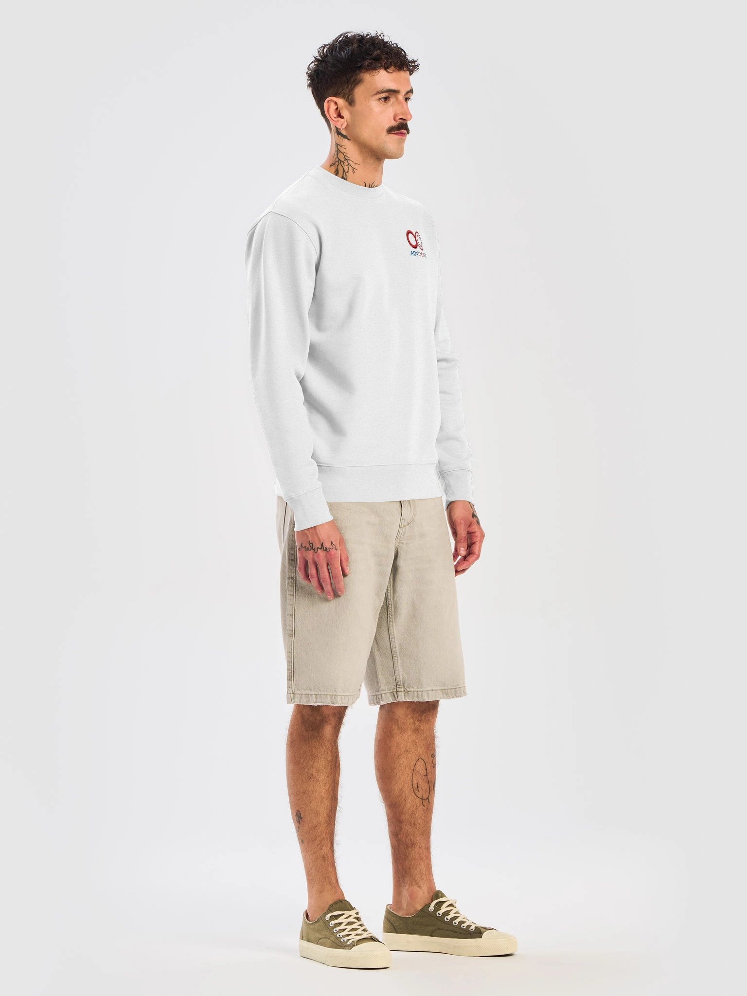 Embroidered Sweatshirt product image (7)
