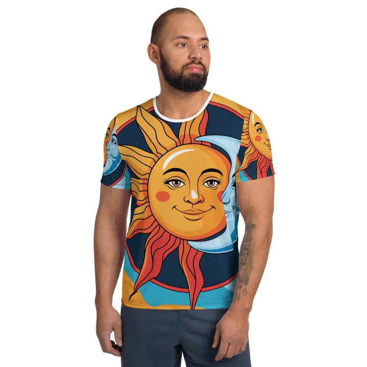 Graphic T-shirt product image (1)