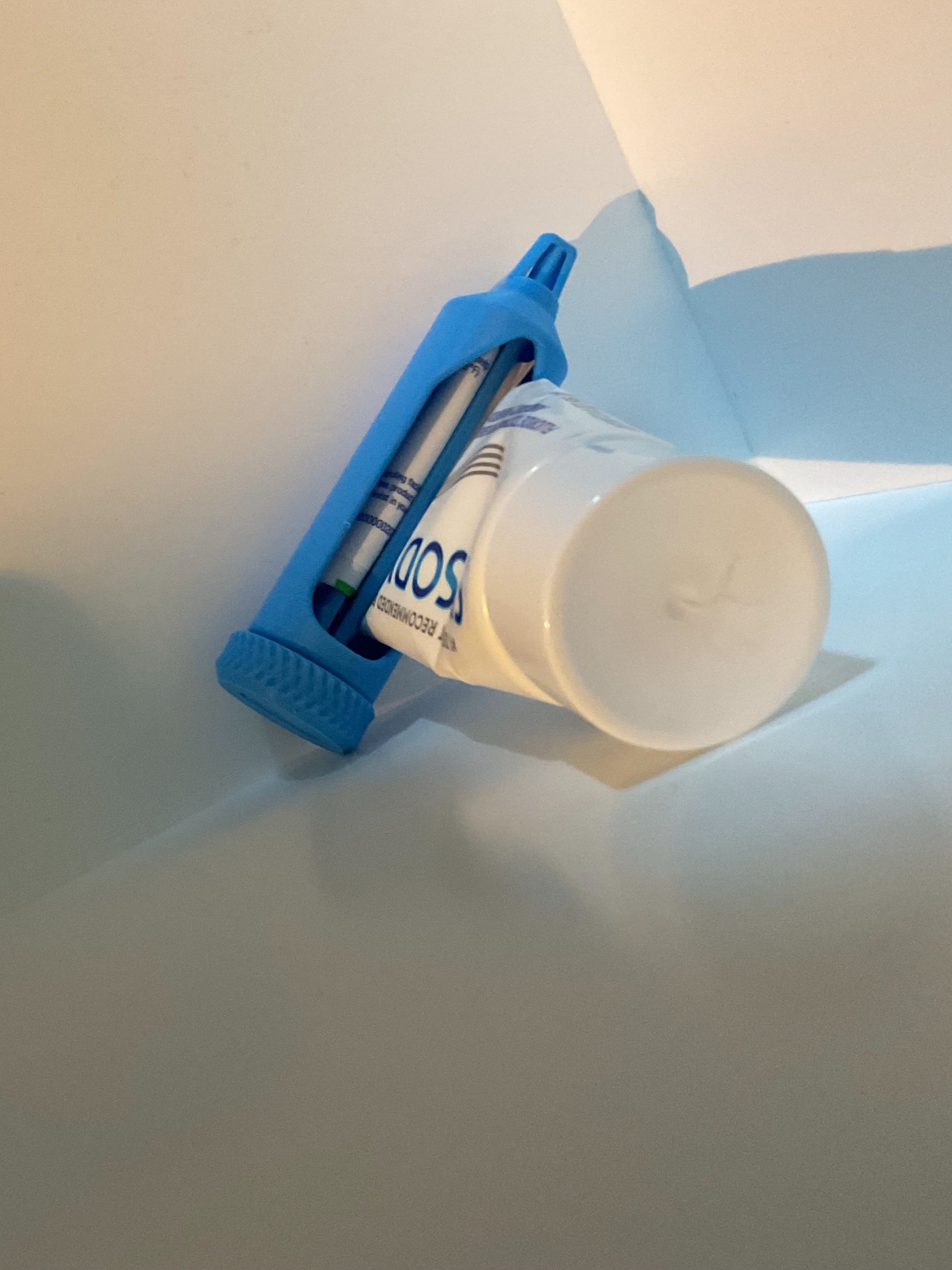 Toothpaste Tube Squeezer product image (3)