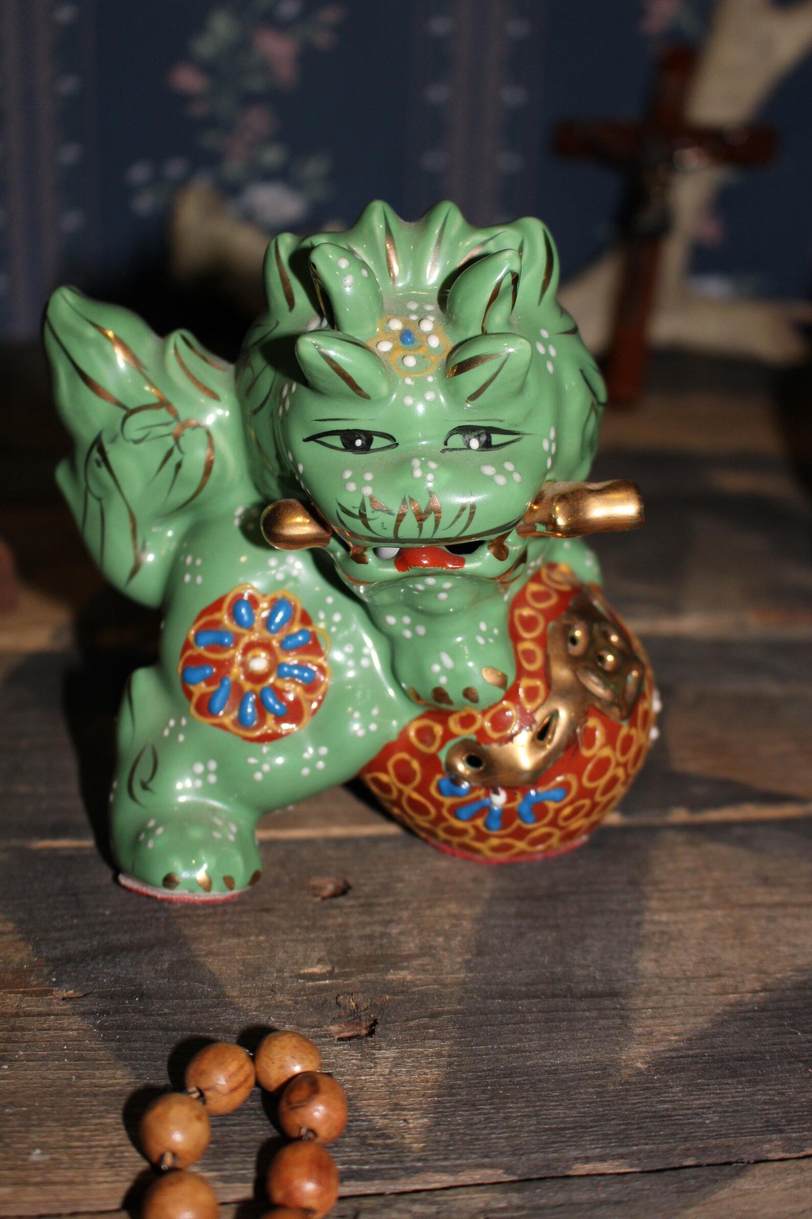 Artifact No.43 - Japanese Kutani Porcelain Shishi Guardian Lions/Dogs (might be haunted) product image (5)