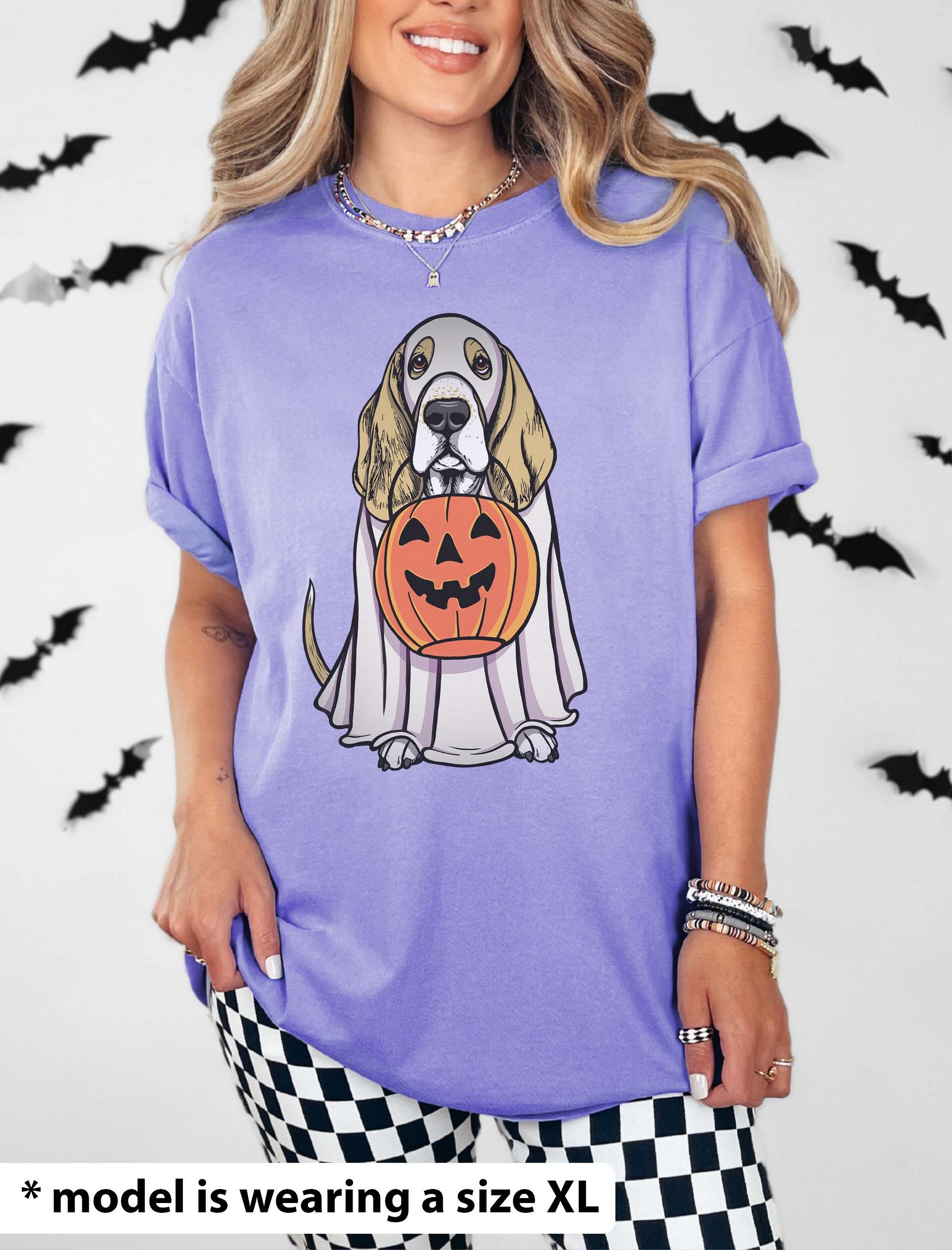 Funny Halloween Basset Hound(Lemon) T-Shirt | Funny Basset Hound Wearing a Ghost Costume and Holding a Pumpkin Basket product image (2)