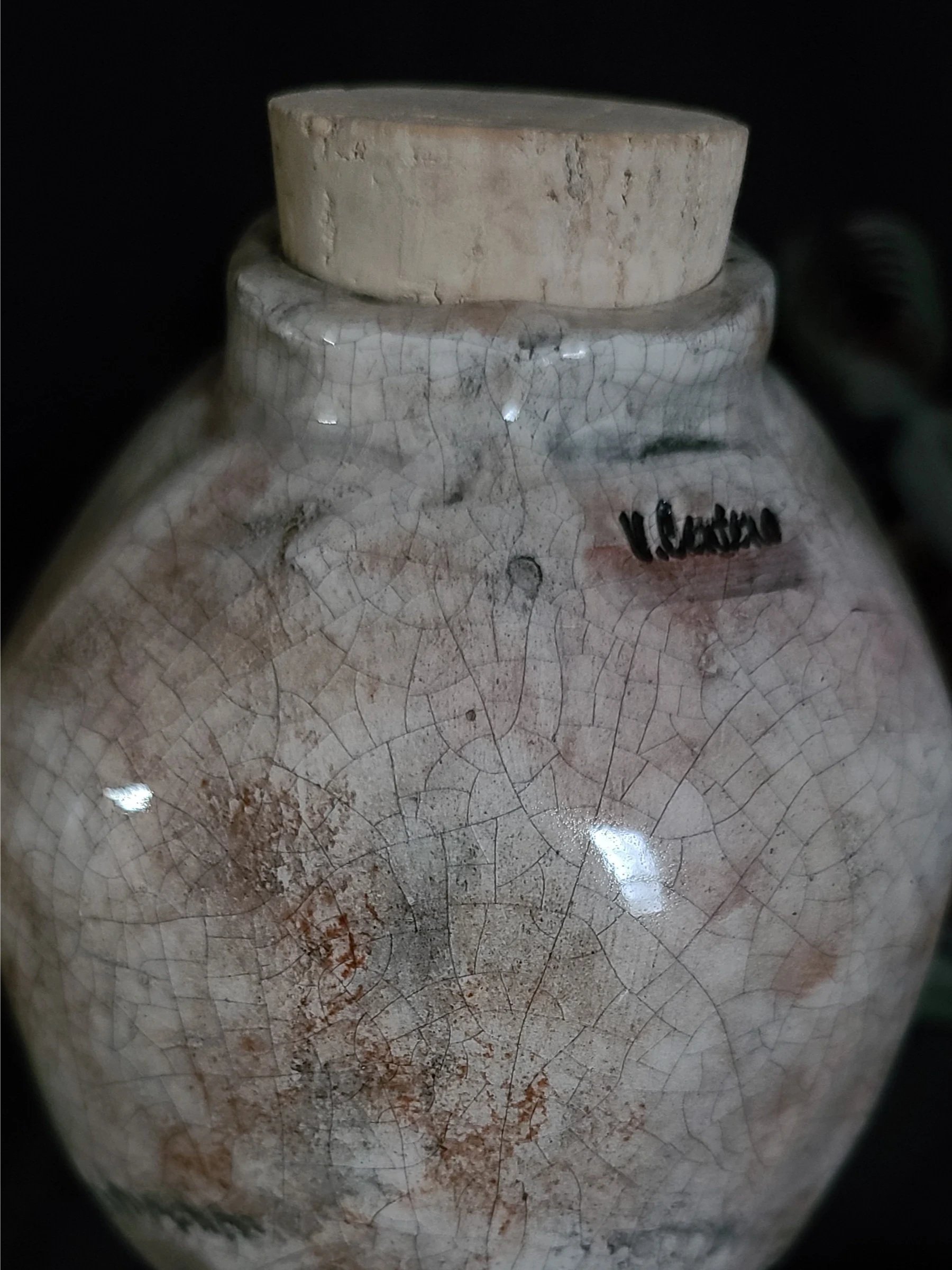 Creepy skull container with cork Bone product image (3)