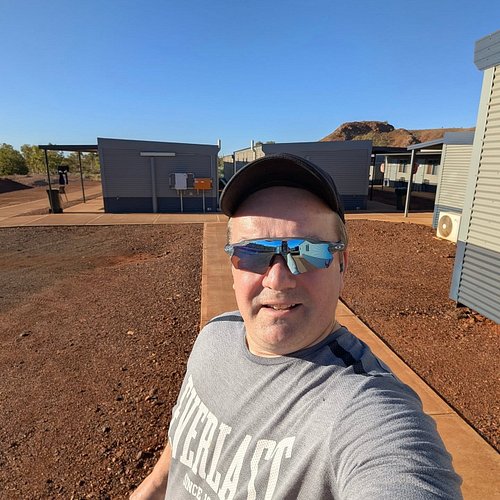 Week 2 on site. The body keeps moving even when the mind wants to scroll.

98,183 steps this week. 14,026 a day on average. B...