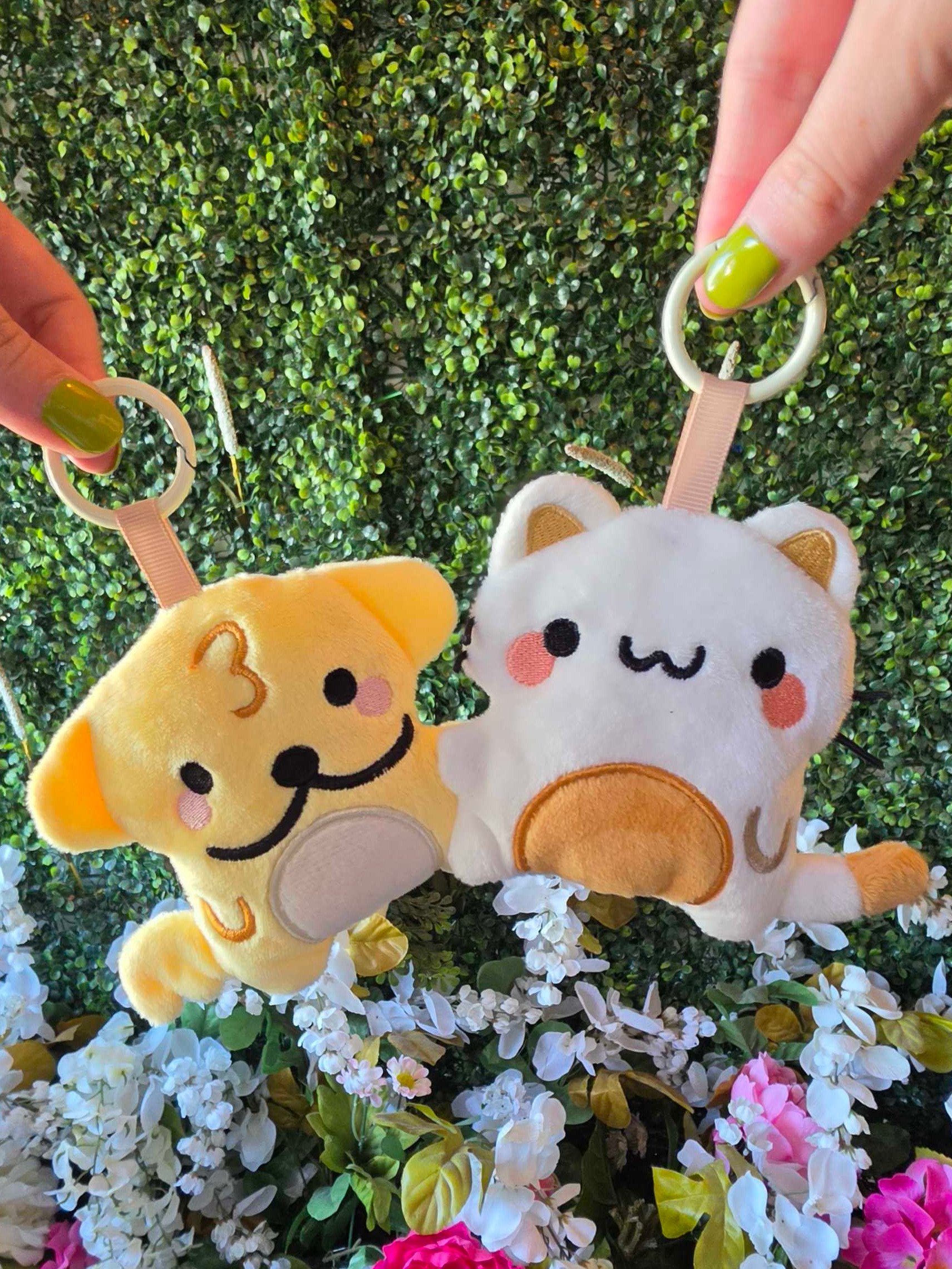 Suni & Luna Silly Matching Plushie Pendants (PRE-ORDER) product image (4)