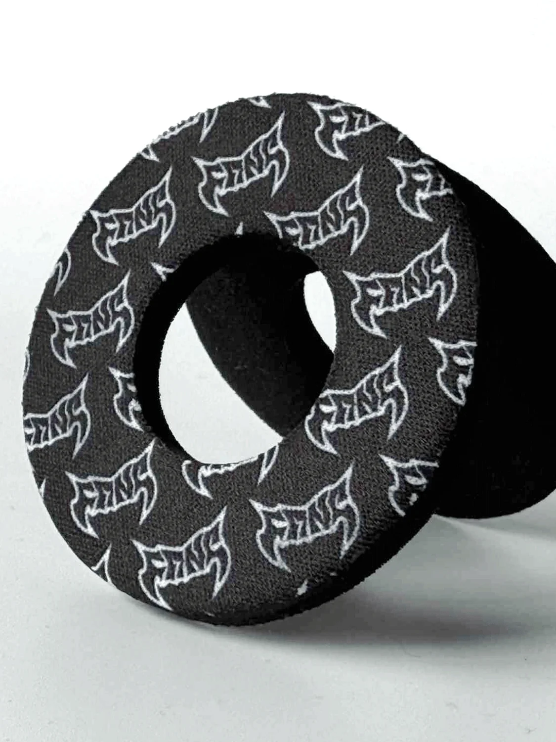 Fangmoto Grip donuts product image (1)