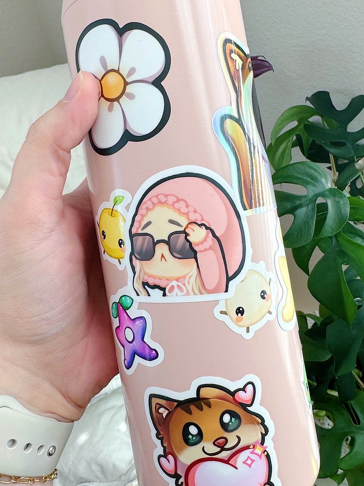 millycDontLookAtMe sticker product image (2)
