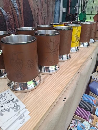 I have a lot of new designs in the works, ready for the next Dracula Bazaar.

Can't wait to show you!

#leatherwork #leatherg...