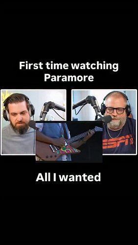 The synchronised head movements say it all 🙌🏻 @paramore @yelyahwilliams #twerkethic #reaction #paramore #alliwanted #hayleywi...