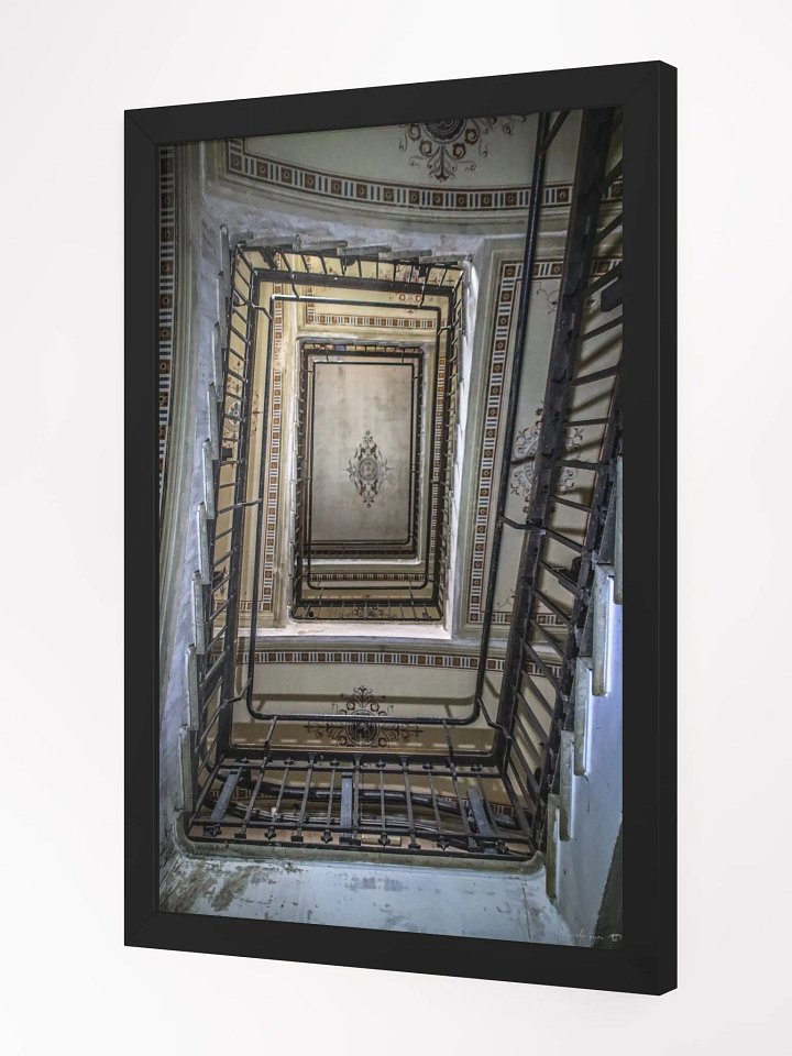 Print Prestige Fine Art - Endless Ascent – Forgotten Asylum - Limited Edition product image (2)