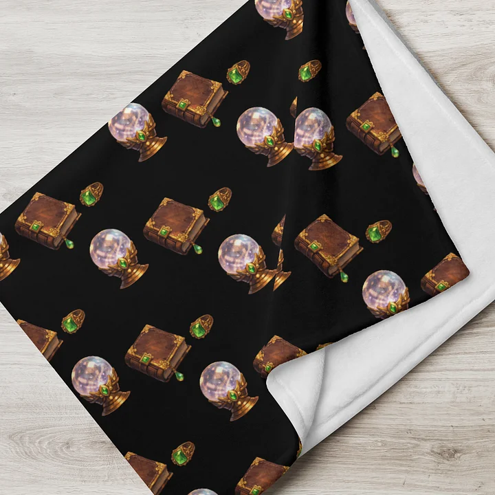 Kingdom Advisor Throw Blanket product image (2)