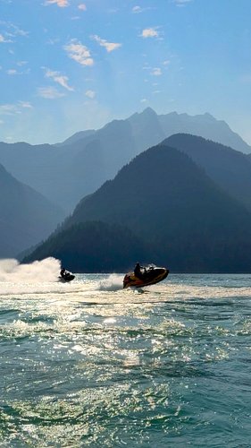 Too much fun with the boys last night.. You really can’t beat Summer in BC 😆🤙🏻
#jetski #seadoo #britishcolumbia