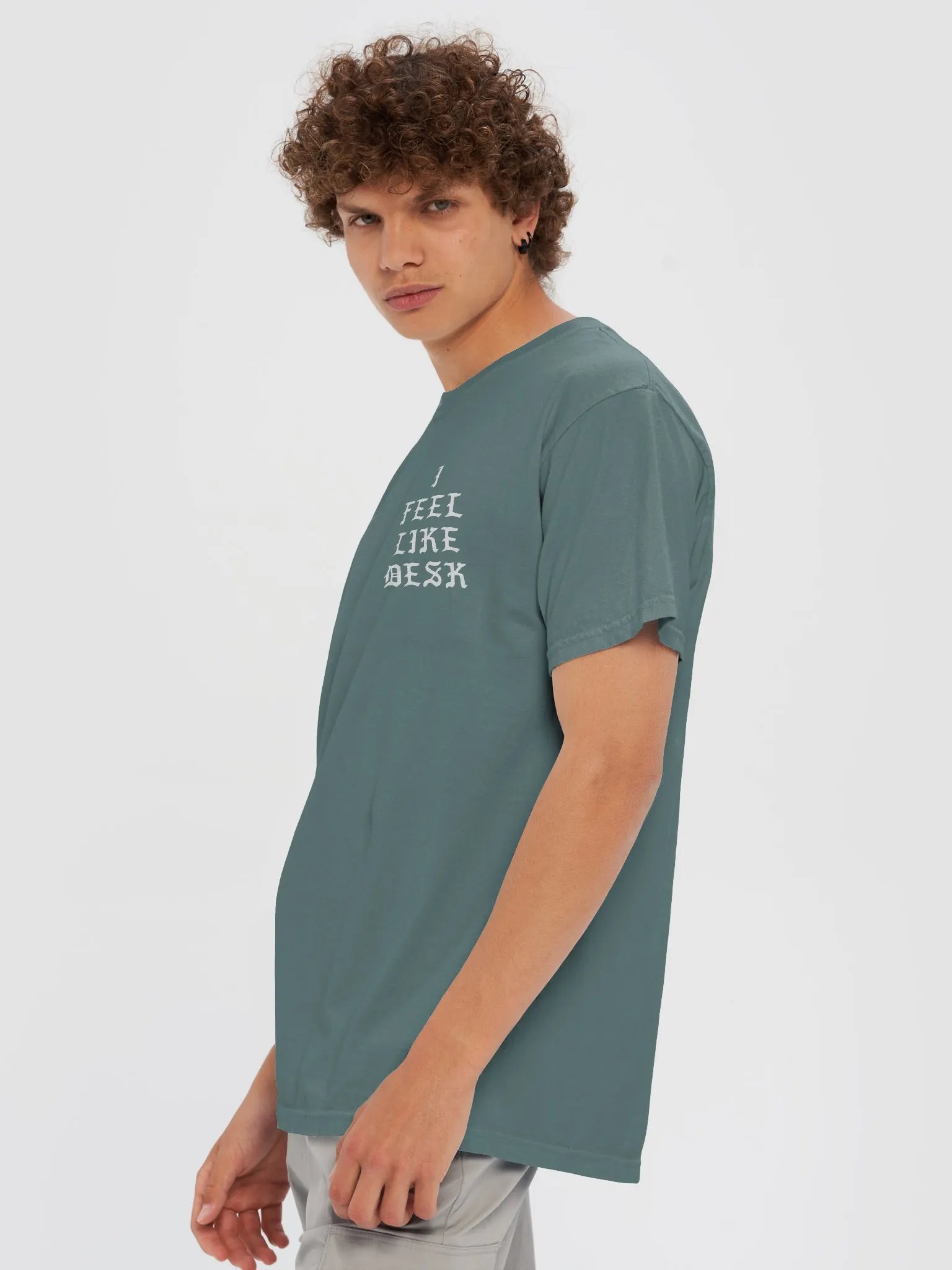 I FEEL LIKE DESK TEE product image (6)