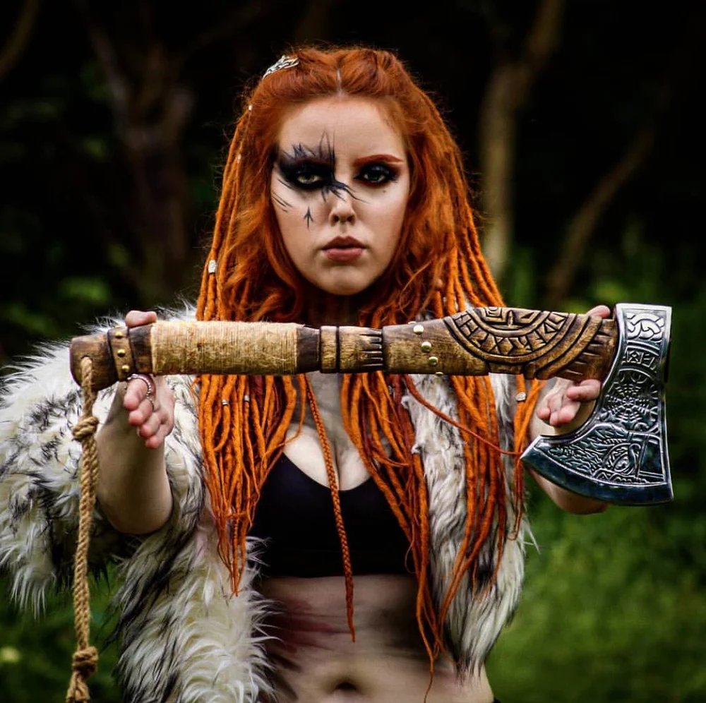 Hand-Forged Viking Axe – Helm of Awe Edition product image (5)