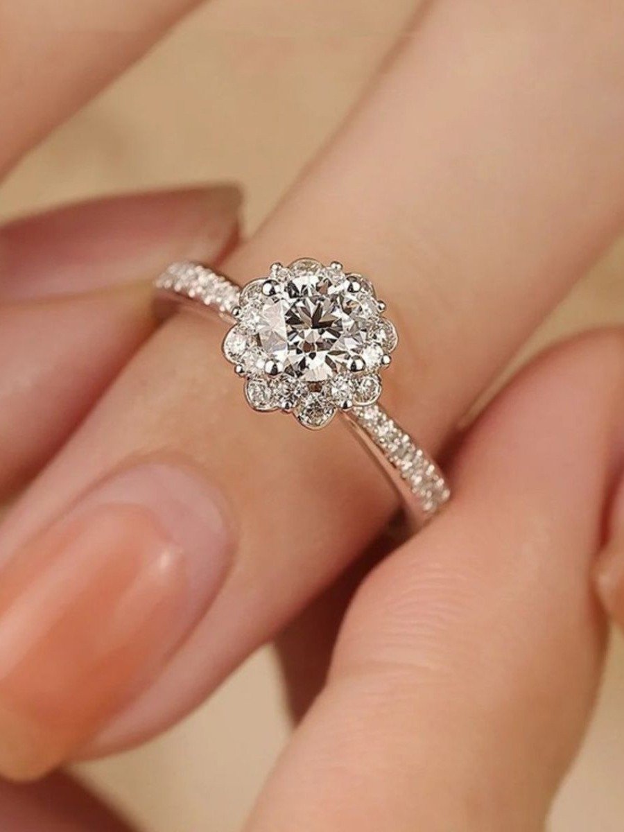 1 Carat 925 Sterling Silver Moissanite Ring product image (3)