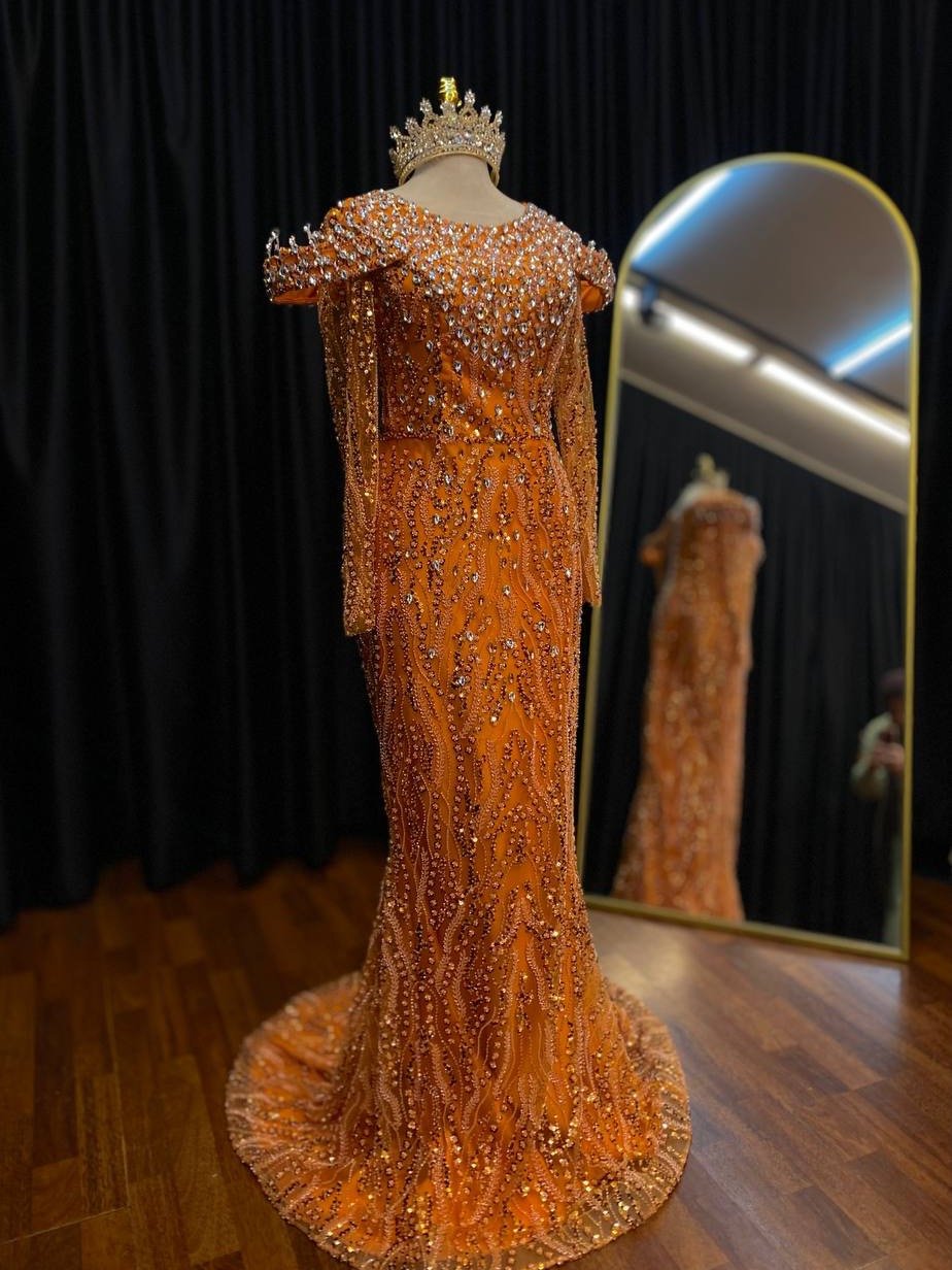 Wedding dress product image (2)