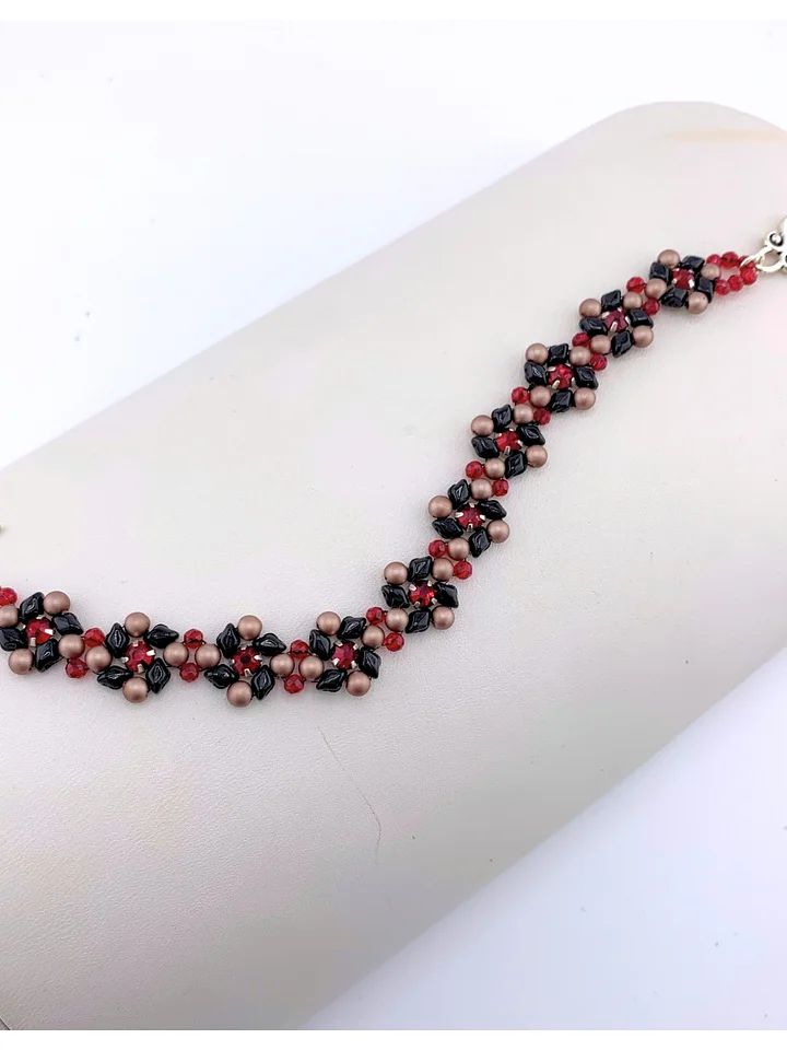 Cherry Picked Crystal Beaded Bracelet - Red/Black product image (2)