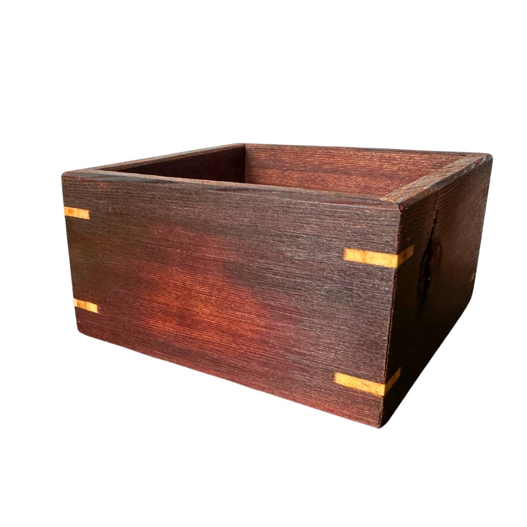 Western Cedar Square Box product image (1)