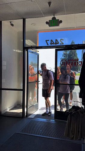 Dropping in? We require a little bit of @crossfit experience 😉

Welcome @teamcrossfitoslo to Diablo! Happy to have you!

@hol...