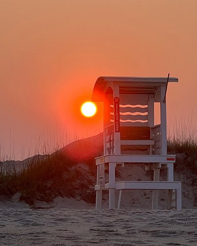 Broke my PR !  Carolina Beach Running!  Check  out my new accomplished challenge.  @tonyatila  tonyatila.com.  SET A GOAL AND...