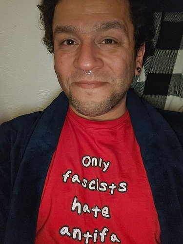 I wore this out to dinner with the wife and kids and got complimented by a stranger. This is the first time I've gotten compl...