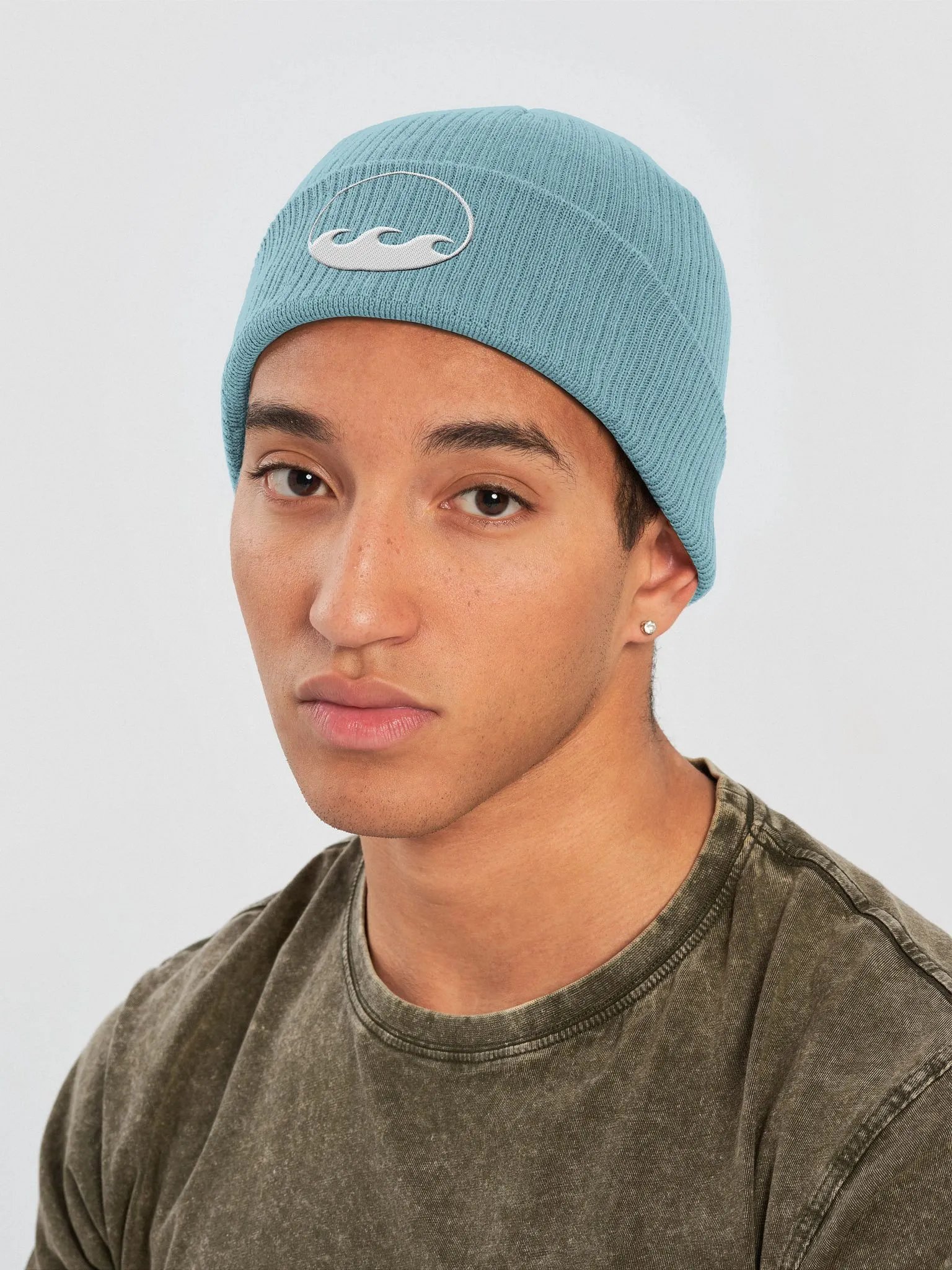 Beanie product image (2)
