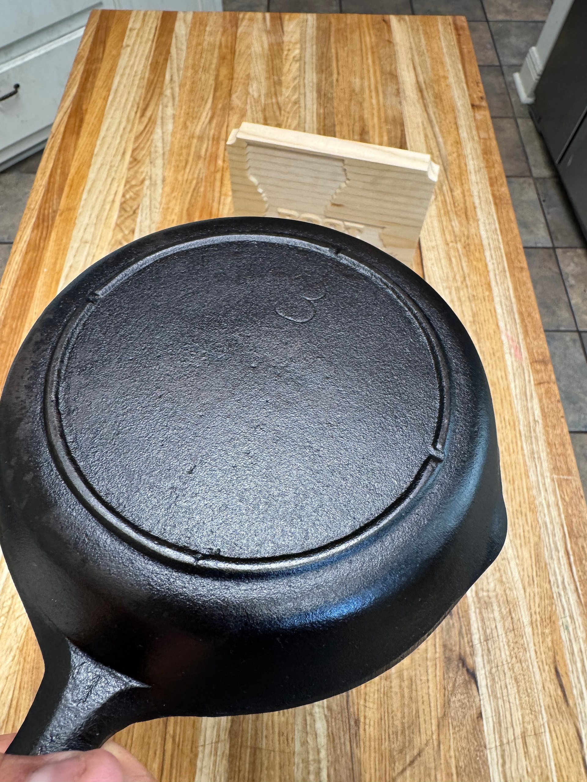 Vintage Lodge #3 3 Notch Skillet (SOLD) product image (4)