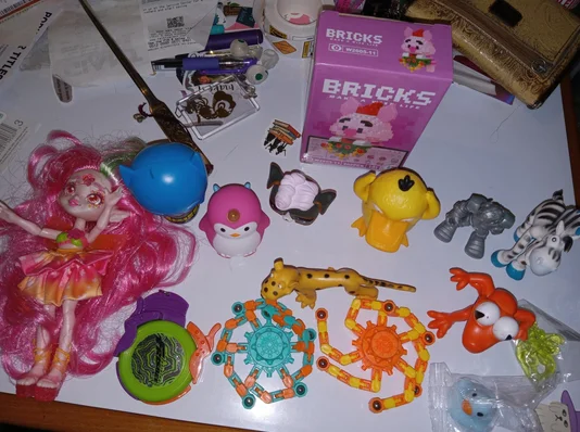 All Toys Junk Box product image (2)