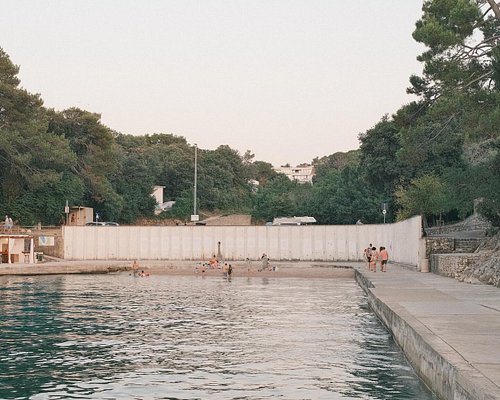 Golden hour, Krk 2024
.
.
#softminimalism #portra400 #landscapearchitecture #35mm #architecturephotographer #fujifilm #fuji #...