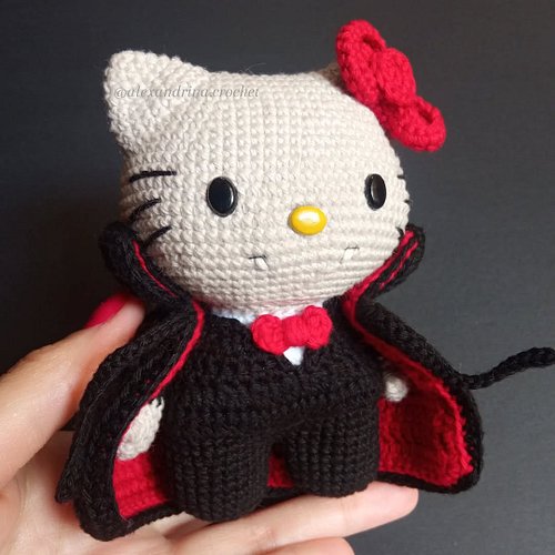 Te gustaría tener una de las Hello Kitty de Edición Limitada?
Únicas: Vampire Kitty ❤️, FrankenKitty 💚 y Poison Kitty 💜 

*In...