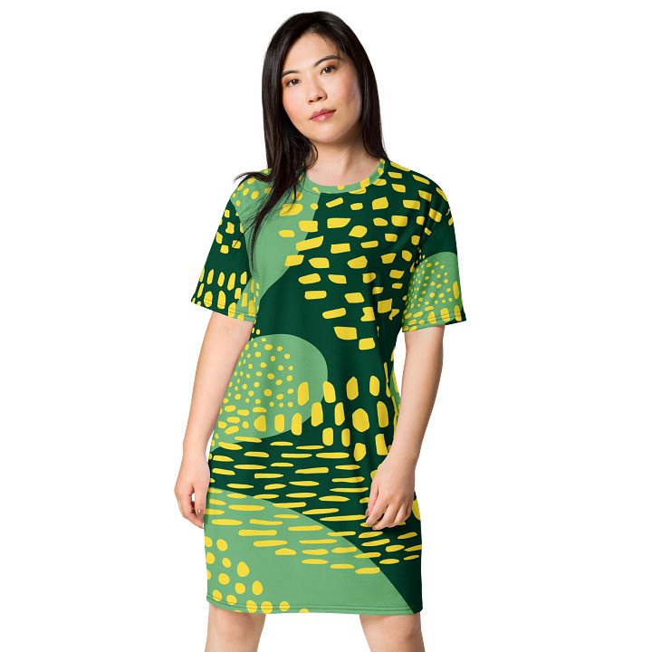 Bold Abstract Print T-Shirt Dress - Oversized Fit, Stretchy & Comfortable product image (1)