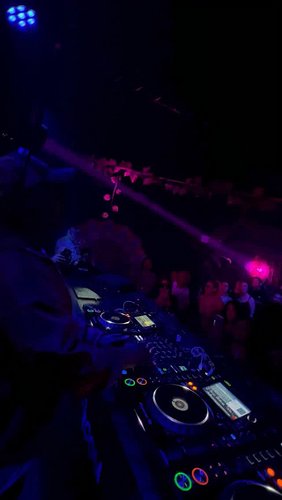 Gracias infinitas a @djbryangee por ser parte de una noche histórica el pasado 13 de diciembre 🙏
Vivimos un evento intenso, l...
