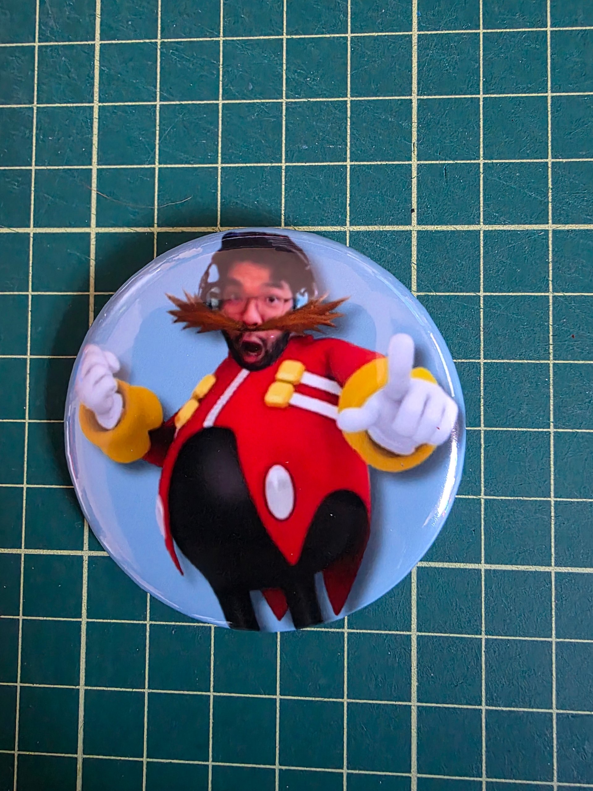 EggsMan - Button product image (1)