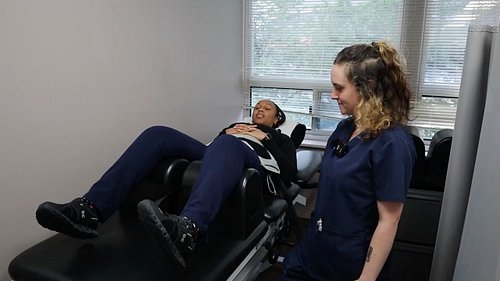 💭 Think spinal decompression is going to be uncomfortable?

Jayla thought she was going on a ride... but by the end she was a...