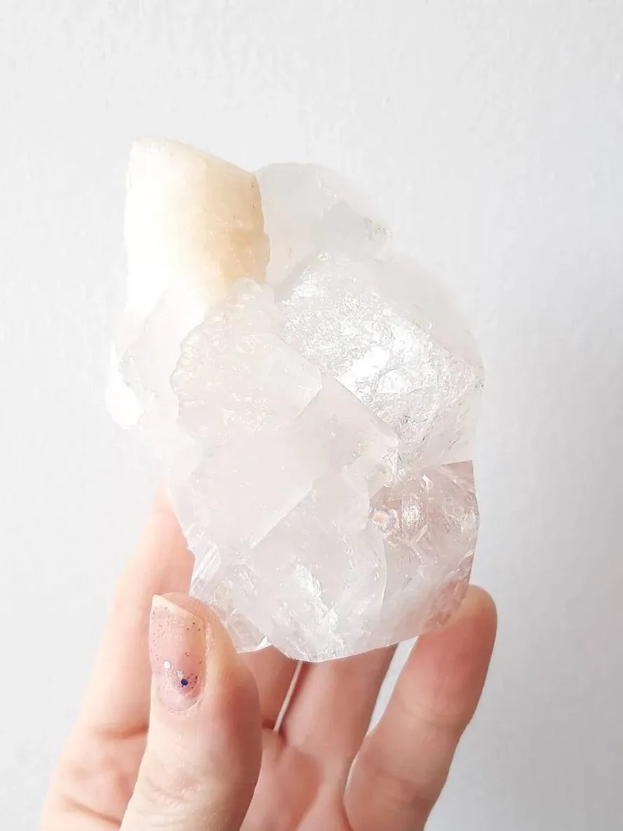 Lustrous apophyllite & stilbite product image (4)