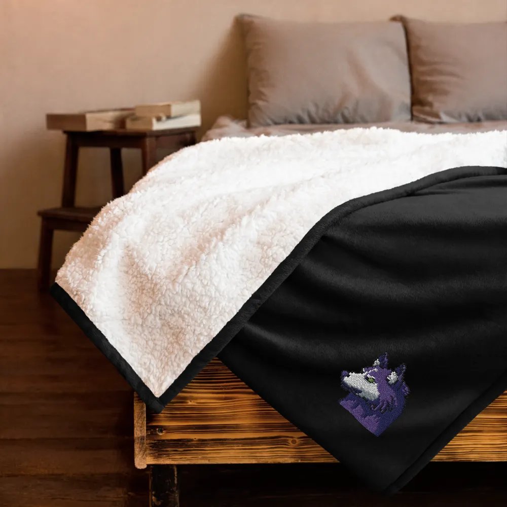 Pixel wolf Fluff blankie product image (10)
