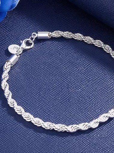 سوار "الحبل الكلاسيكي" – فخامة الفضة المجدولة product image (1)