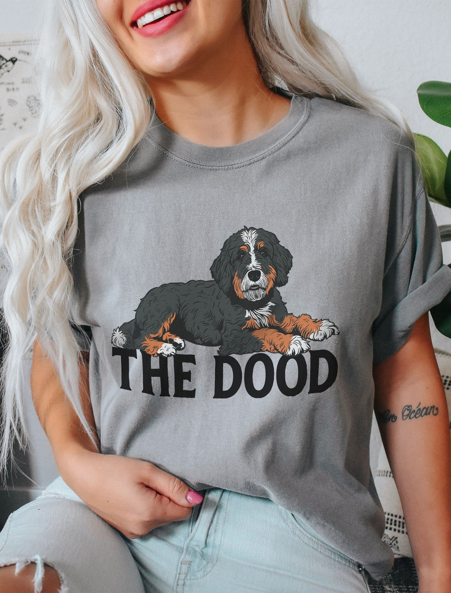 The Dood T-Shirt of a Bernedoodle | Funny T-Shirt for Bernese Mountain Dog and Poodle Paw-rents product image (2)