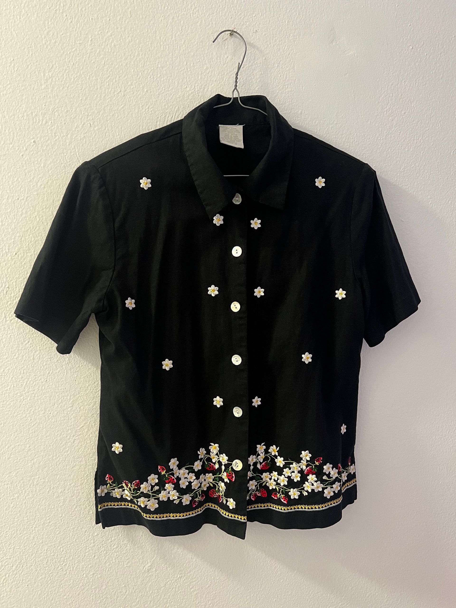Vintage 1990s Strawberry and daisies black button up shirt product image (1)