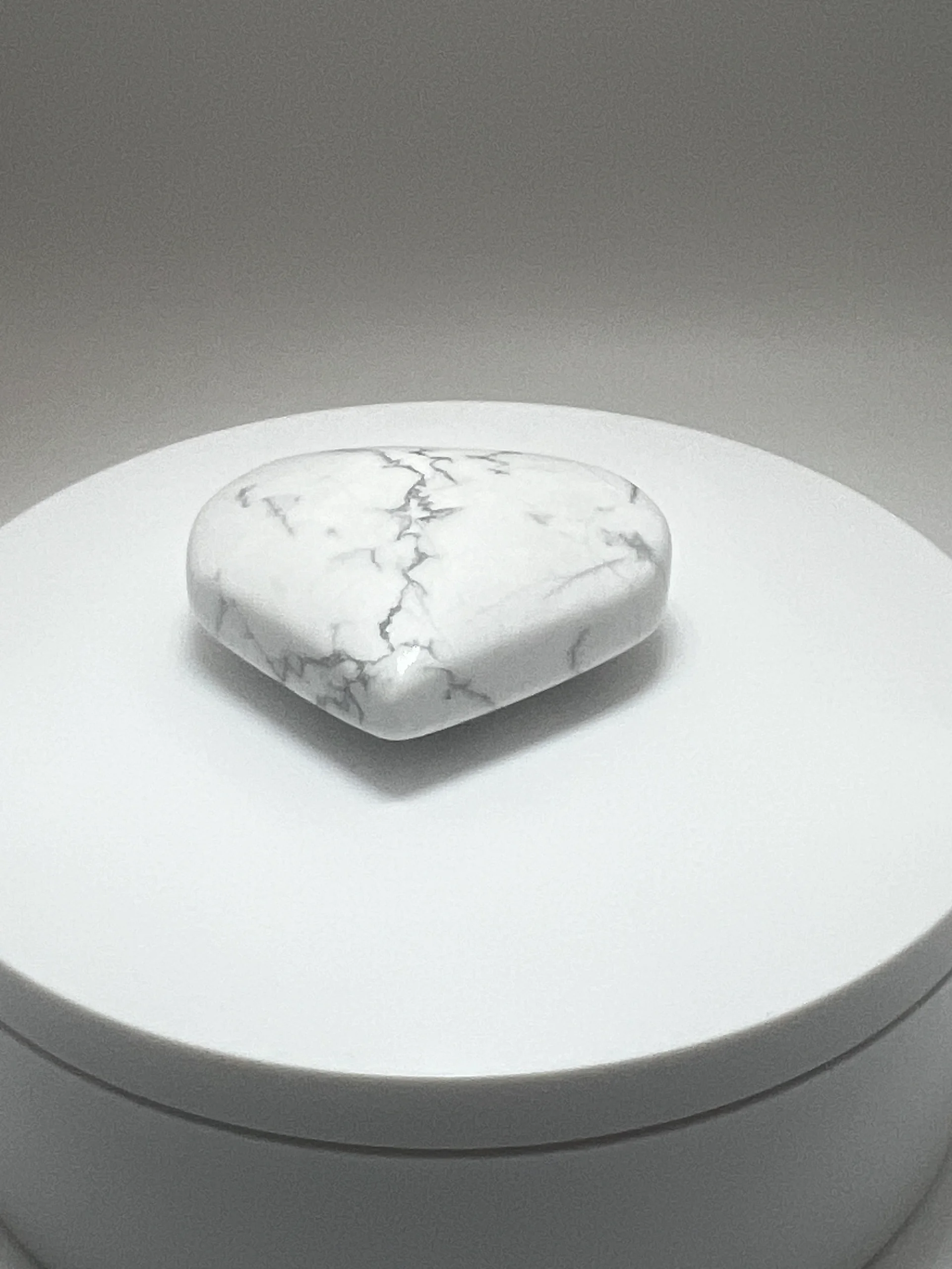 Howlite Worry Stone product image (2)